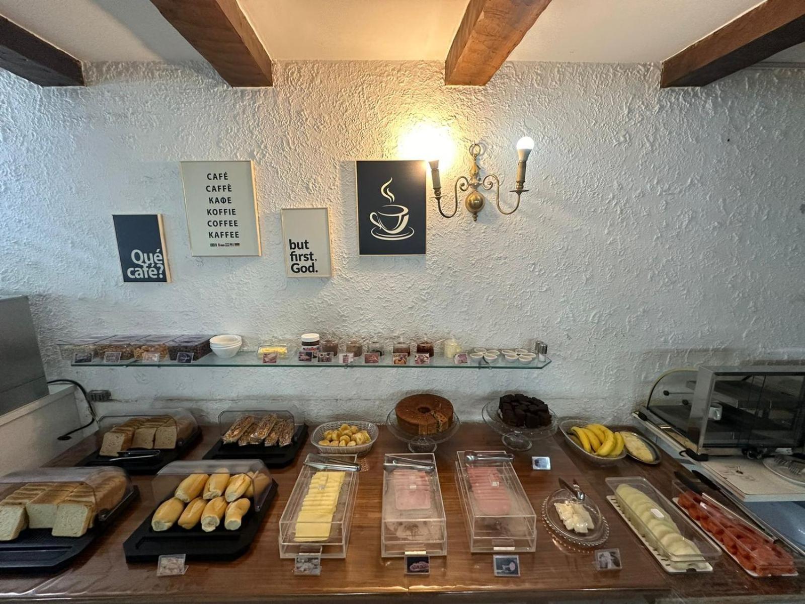 Hotel Modena - เซาโจเซดอสกัมปอส ภายนอก รูปภาพ